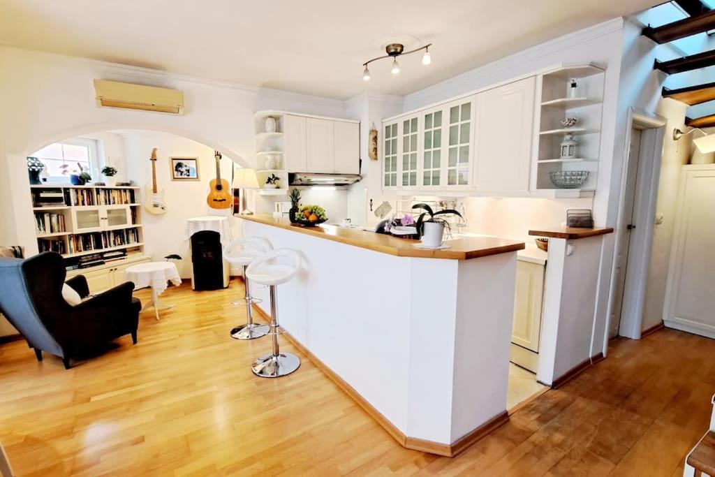 Ellity Apartamento Crikvenica Exterior foto