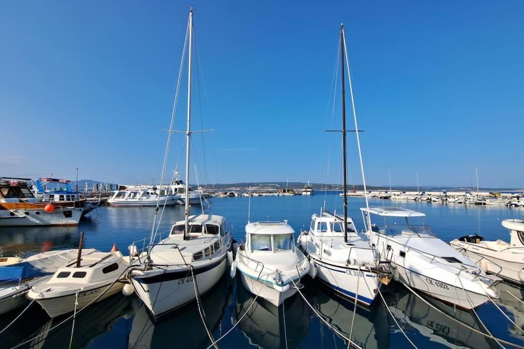 Ellity Apartamento Crikvenica Exterior foto